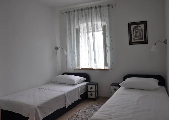 Apartment Sweet Home
